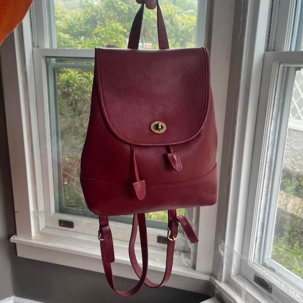 Rare 1990s Red Coach Daypack Leather Backpack / Hand bag ౨ৎ ⊹ ‧₊˚